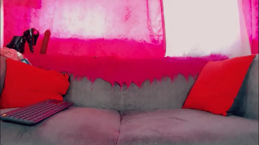 deboragill — Heeyyy! :) ** EXAMPLE ** #bigboobs #tease